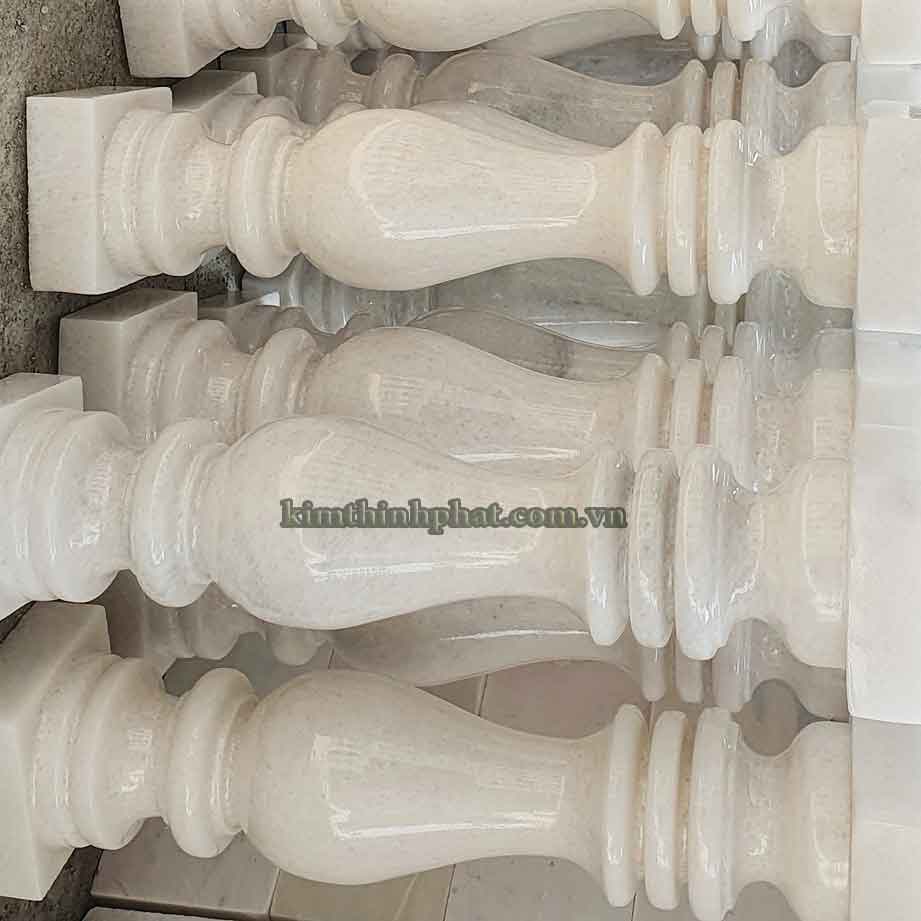 Con tiện đá hoa cương thiên nhiên